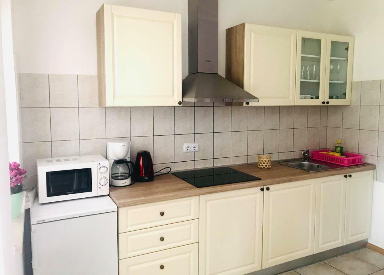 Apartmani Ulika ウマグ エクステリア 写真