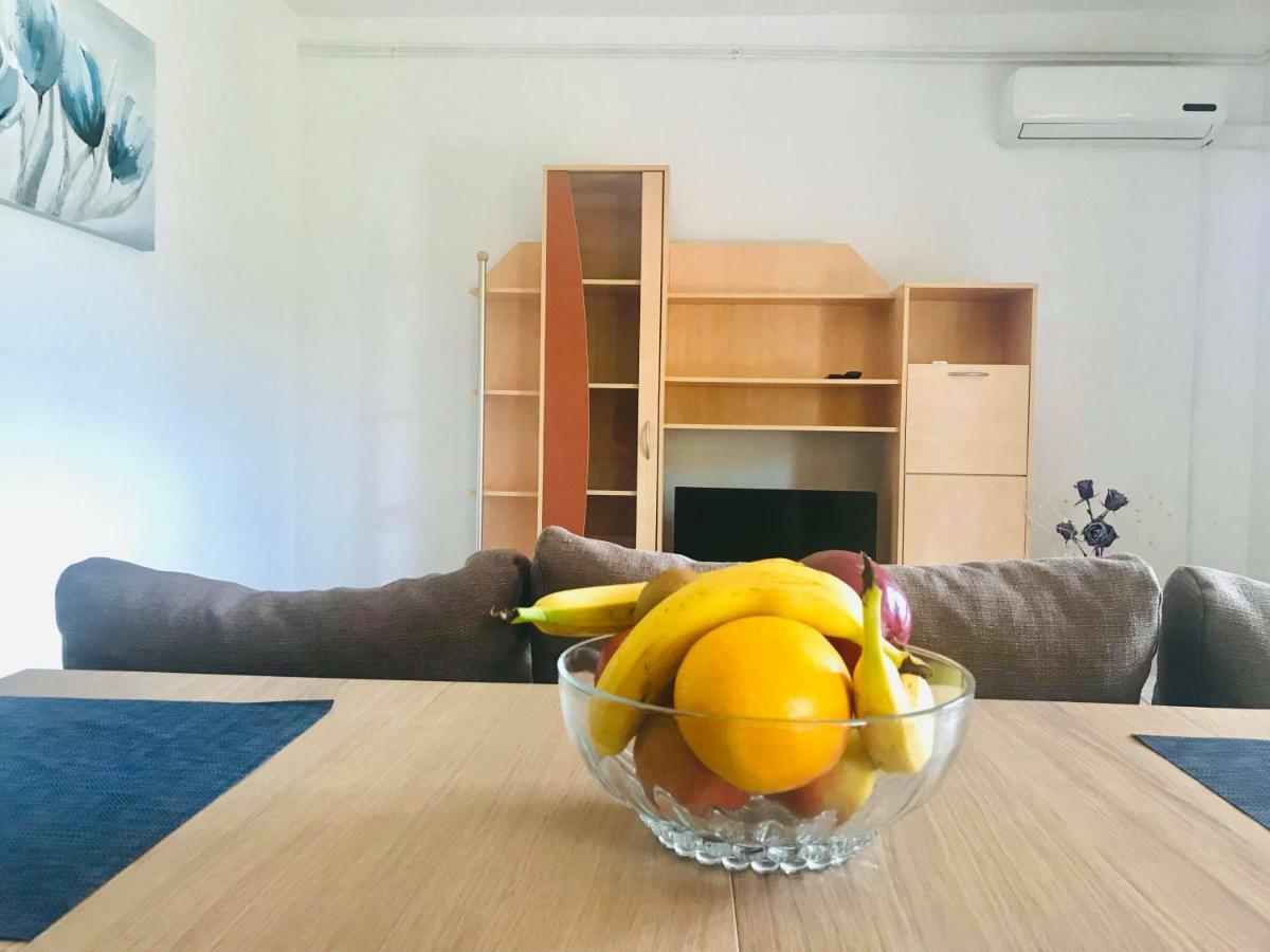 Apartmani Ulika ウマグ エクステリア 写真